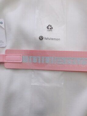 Last One! NWT Rare Lululemon Never Lost Keychain